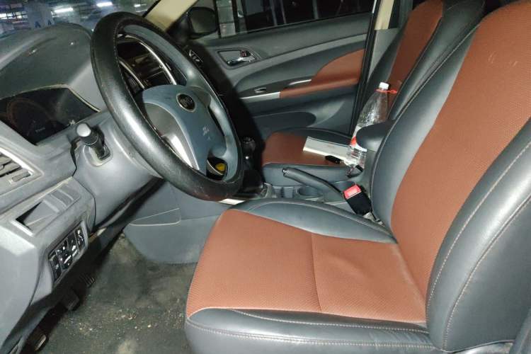 Used BYD F3 2015 Energy-Saving Edition 1.5L Manual Luxury Model Left Front Seat