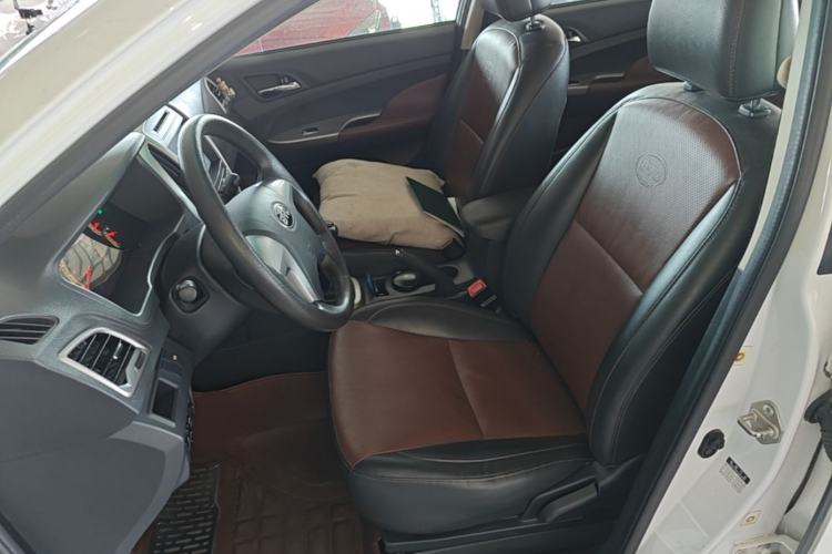 Used BYD F3 2015 Energy-Saving Edition 1.5L Manual Luxury Model Left Front Seat