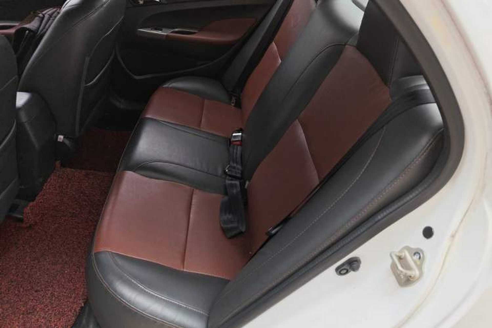 Used BYD F3 2015 Energy-Efficient Model 1.5L Manual Comfort Edition Left Rear Seat
