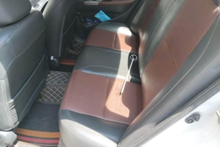 Used BYD F3 2015 Energy-Saving Edition 1.5L Automatic Luxury Model Left Rear Seat