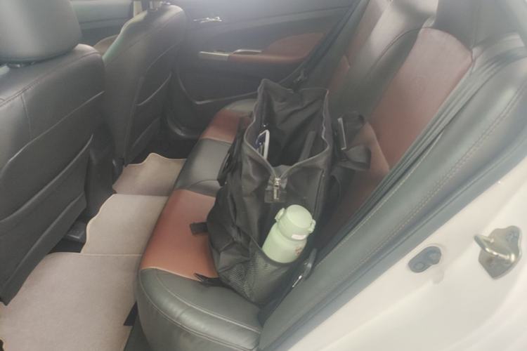 Used BYD F3 2015 Energy-Saving Edition 1.5L Automatic Luxury Model Left Rear Seat