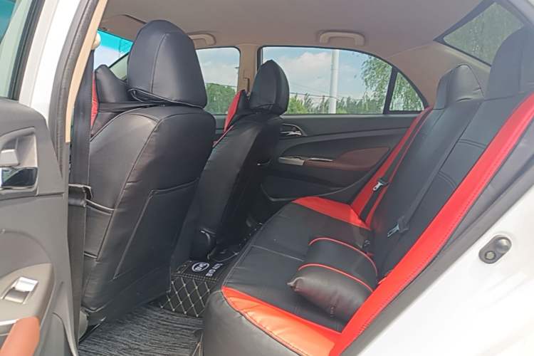 Used BYD F3 2015 Energy-Efficient Model 1.5L Manual Comfort Edition Left Rear Seat