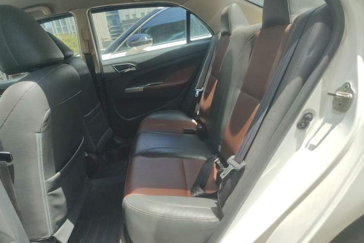 Used BYD F3 2015 Energy-Efficient Model 1.5L Manual Comfort Edition Left Rear Seat