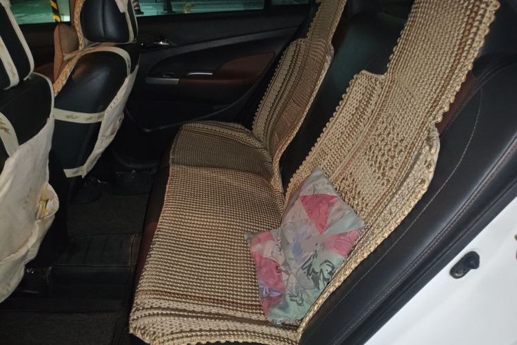 Used BYD F3 2015 Energy-Saving Edition 1.5L Manual Luxury Model Left Rear Seat