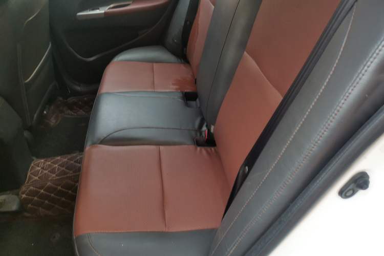 Used BYD F3 2015 Energy-Efficient Model 1.5L Manual Comfort Edition Left Rear Seat