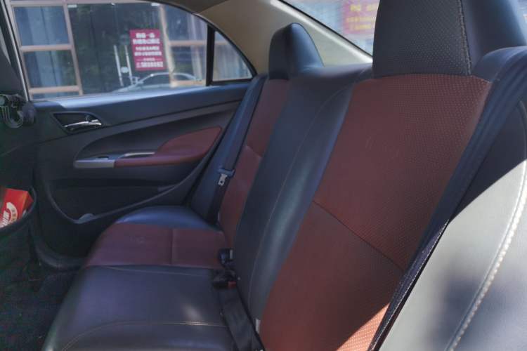 Used BYD F3 2015 Energy-Saving Edition 1.5L Manual Luxury Model Left Rear Seat