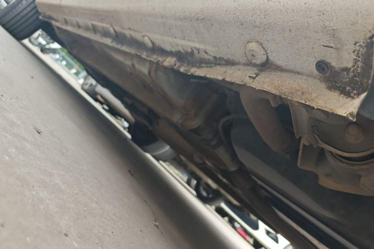 Used BYD F3 2015 Energy-Efficient Model 1.5L Manual Comfort Edition Left Side Sill