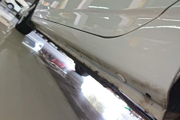 Used BYD F3 2015 Energy-Efficient Model 1.5L Manual Comfort Edition Left Side Sill