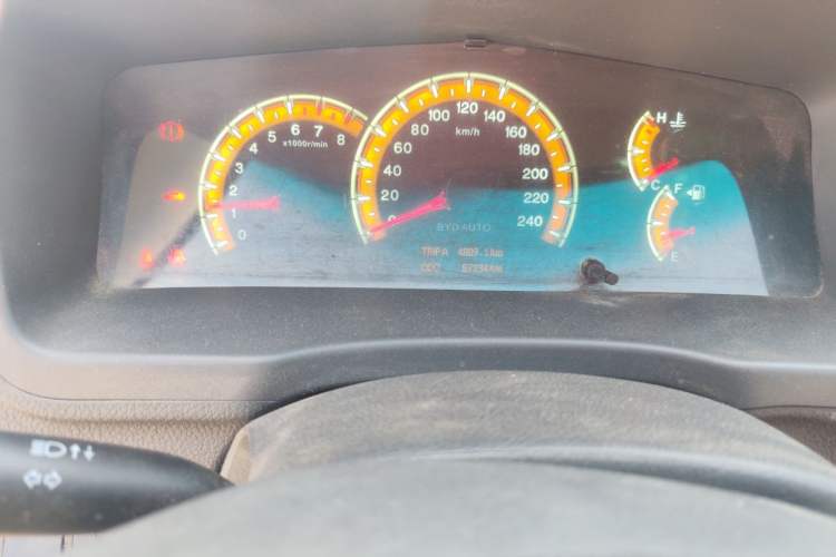 Used BYD F3 2015 Energy-Efficient Model 1.5L Manual Comfort Edition Odometer Close Up