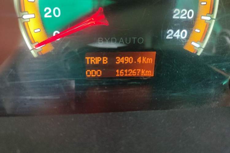 Used BYD F3 2015 Energy-Saving Edition 1.5L Manual Luxury Model Odometer Close Up