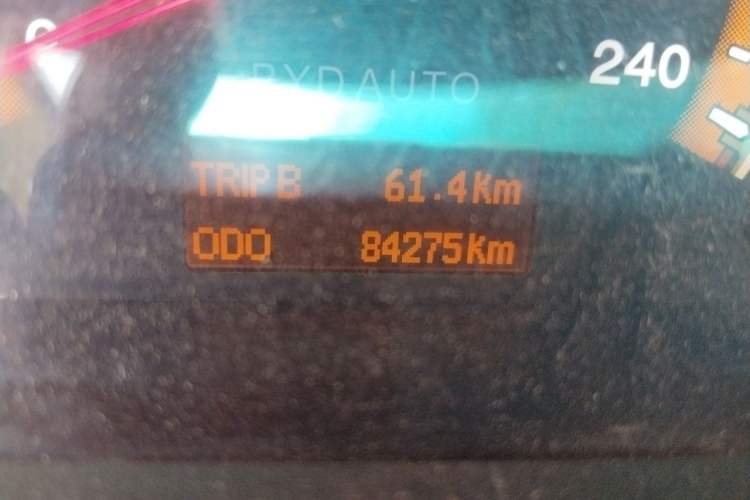 Used BYD F3 2015 Energy-Saving Edition 1.5L Automatic Luxury Model Odometer Close Up