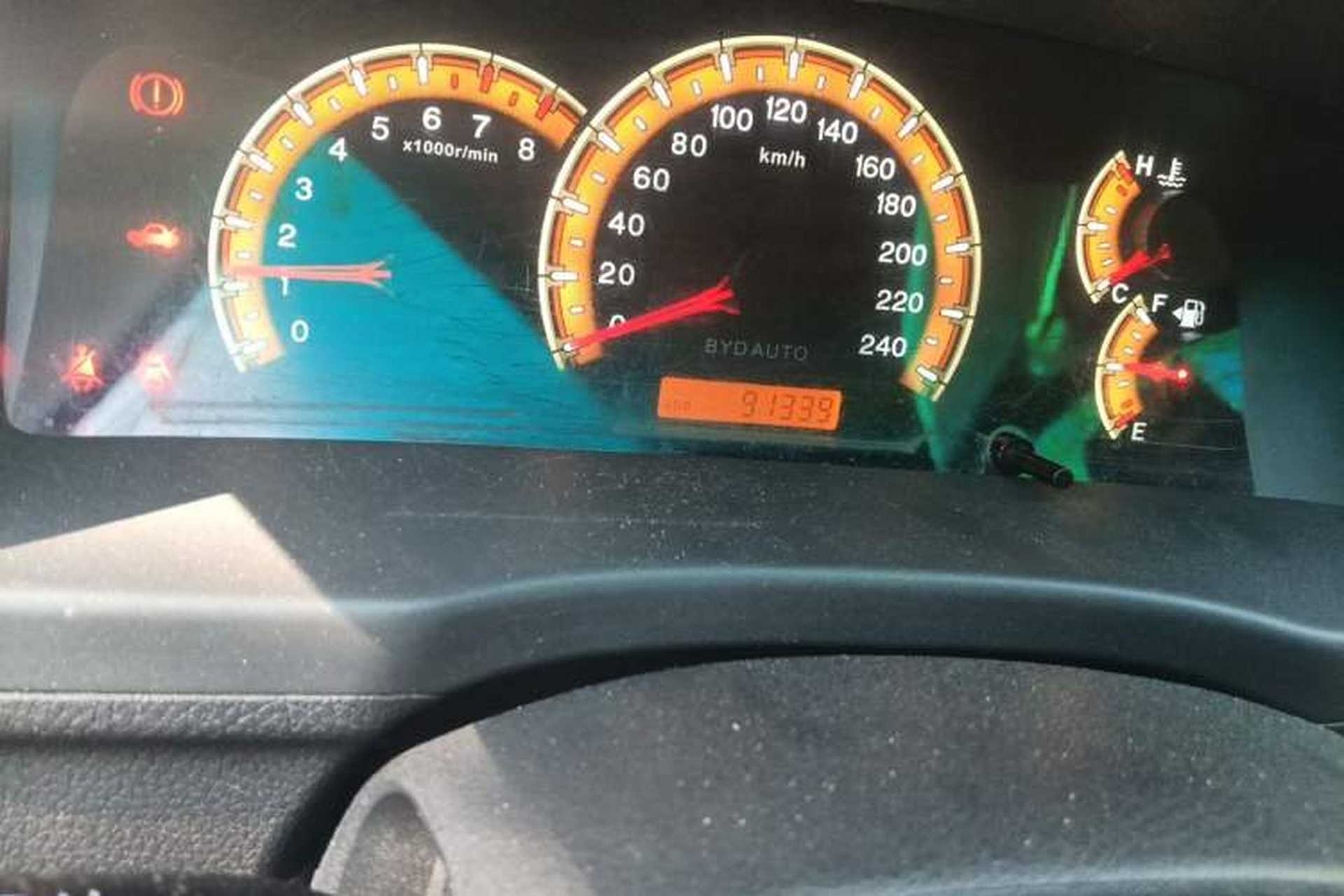 Used BYD F3 2015 Energy-Efficient Model 1.5L Manual Comfort Edition Odometer Close Up