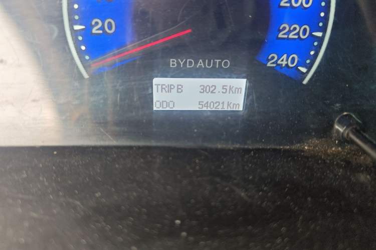 Used BYD F3 2015 Energy-Efficient Model 1.5L Manual Comfort Edition Odometer Close Up