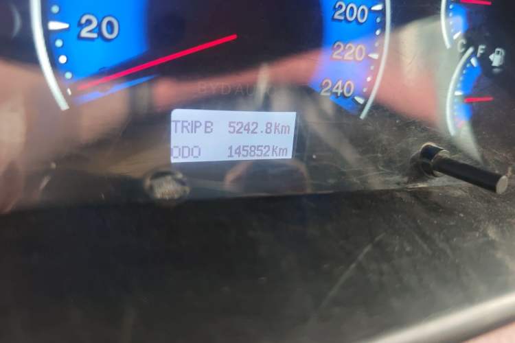 Used BYD F3 2015 Energy-Efficient Model 1.5L Manual Comfort Edition Odometer Close Up