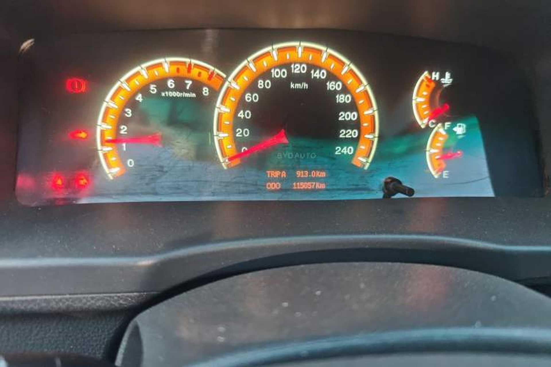 Used BYD F3 2015 Energy-Efficient Model 1.5L Manual Comfort Edition Odometer Close Up