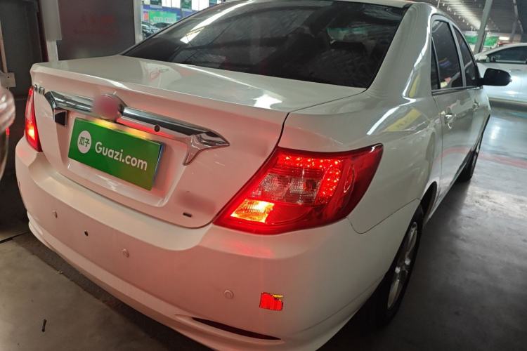 Used BYD F3 2015 Energy-Saving Edition 1.5L Automatic Luxury Model Rear