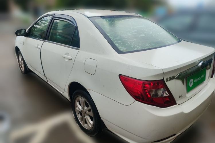 Used BYD F3 2015 Energy-Saving Edition 1.5L Manual Luxury Model Rear Left 45 Deg