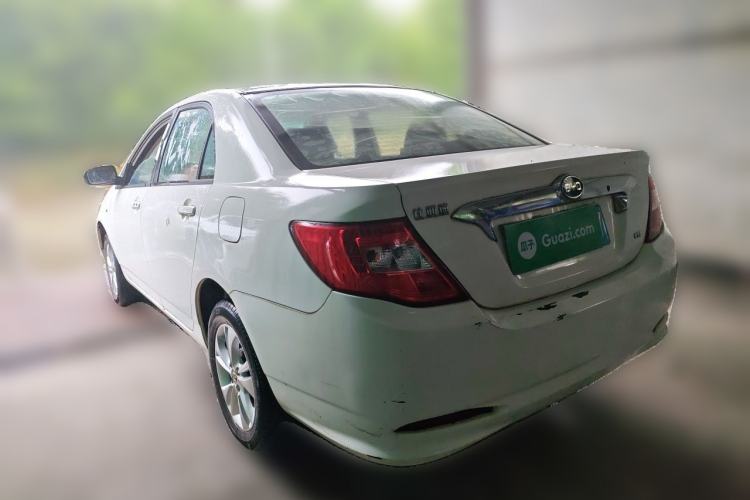 Used BYD F3 2015 Energy-Saving Edition 1.5L Manual Luxury Model Rear Left 45 Deg