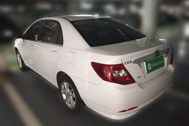 Used BYD F3 2015 Energy-Saving Edition 1.5L Manual Luxury Model Rear Left 45 Deg