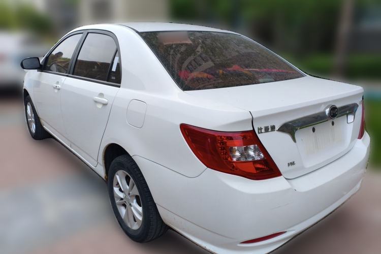 Used BYD F3 2015 Energy-Saving Edition 1.5L Manual Luxury Model Rear Left 45 Deg