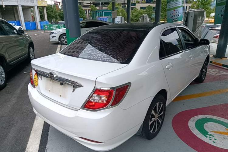Used BYD F3 2015 Energy-Efficient Model 1.5L Manual Comfort Edition Rear Right 45 Deg