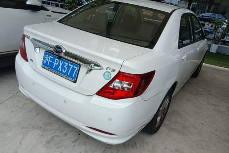Used BYD F3 2015 Energy-Saving Edition 1.5L Manual Luxury Model Rear Right 45 Deg
