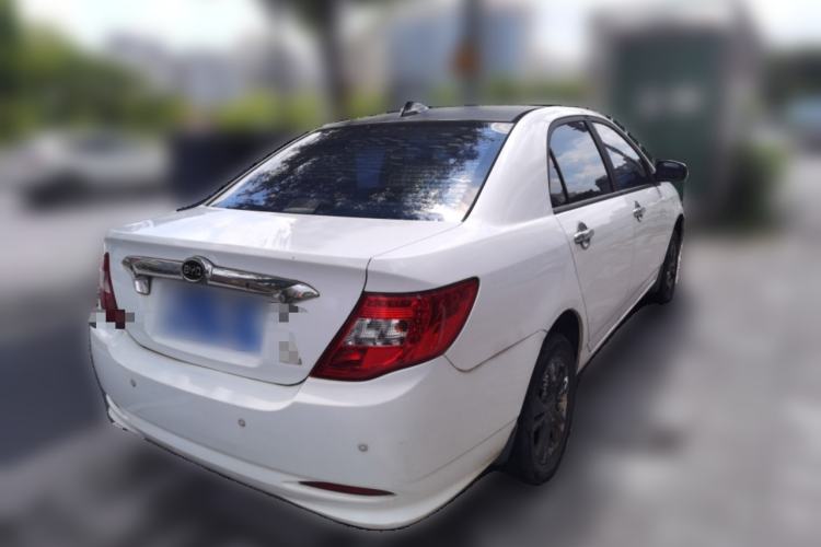 Used BYD F3 2015 Energy-Saving Edition 1.5L Manual Luxury Model Rear Right 45 Deg