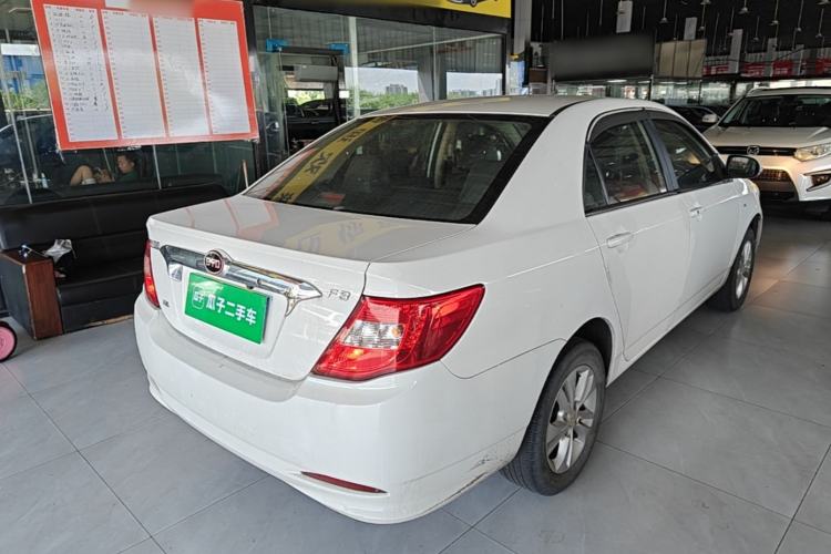Used BYD F3 2015 Energy-Saving Edition 1.5L Manual Luxury Model Rear Right 45 Deg