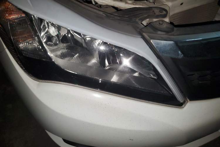 Used BYD F3 2015 Energy-Efficient Model 1.5L Manual Comfort Edition Right Front Headlight