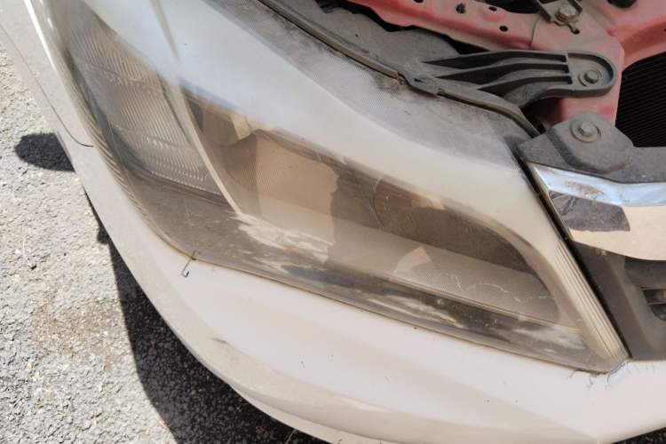 Used BYD F3 2015 Energy-Saving Edition 1.5L Automatic Luxury Model Right Front Headlight