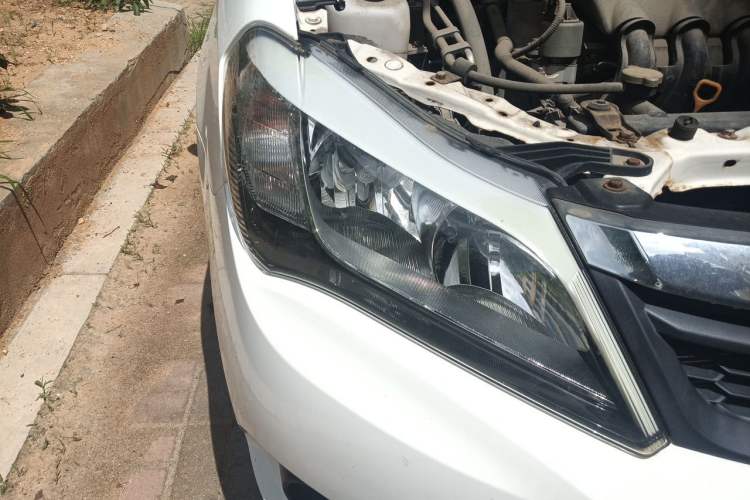 Used BYD F3 2015 Energy-Saving Edition 1.5L Manual Luxury Model Right Front Headlight
