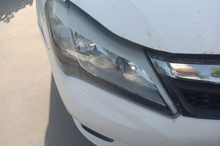 Used BYD F3 2015 Energy-Efficient Model 1.5L Manual Comfort Edition Right Front Headlight