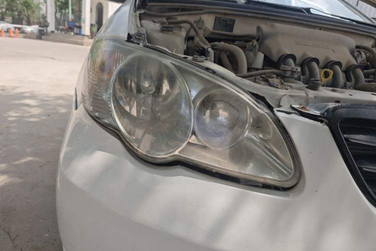 Used BYD F3 2015 Energy-Efficient Model 1.5L Manual Comfort Edition Right Front Headlight