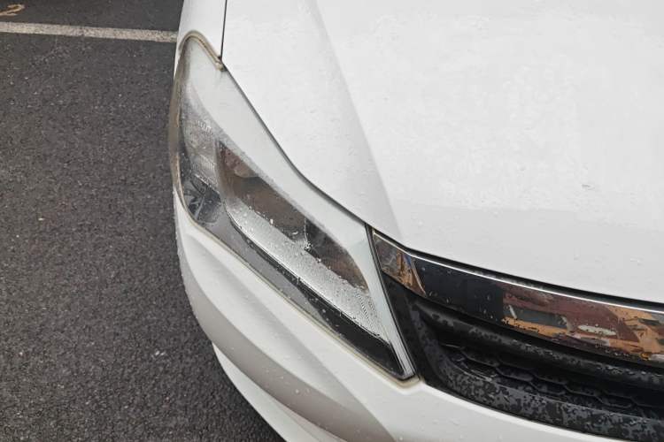 Used BYD F3 2015 Energy-Saving Edition 1.5L Manual Luxury Model Right Front Headlight