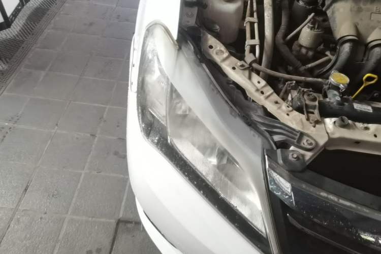 Used BYD F3 2015 Energy-Saving Edition 1.5L Manual Luxury Model Right Front Headlight