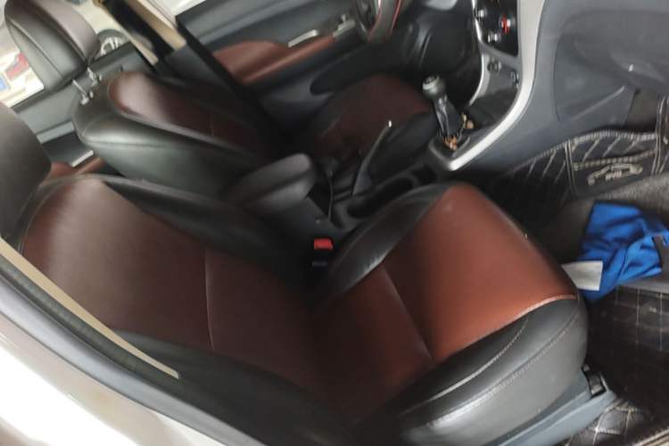 Used BYD F3 2015 Energy-Efficient Model 1.5L Manual Comfort Edition Right Front Seat