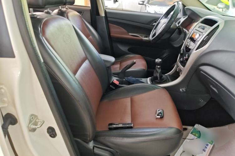 Used BYD F3 2015 Energy-Saving Edition 1.5L Manual Luxury Model Right Front Seat