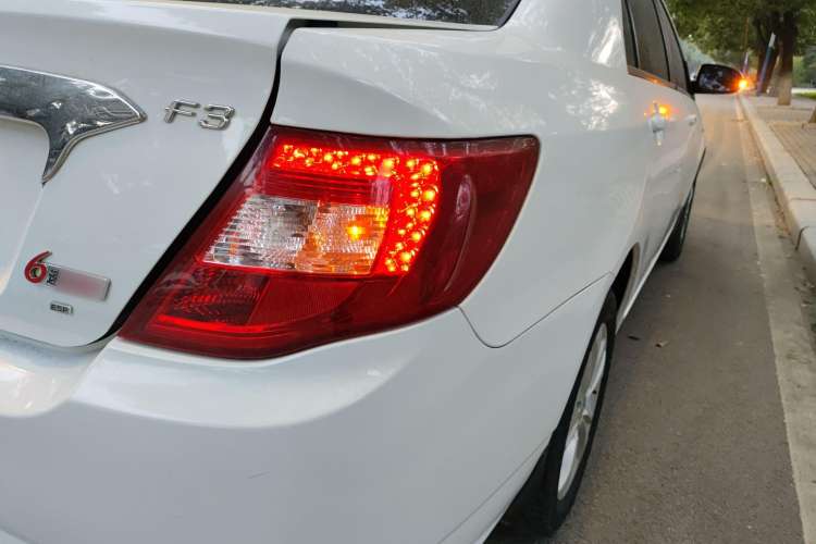 Used BYD F3 2015 Energy-Saving Edition 1.5L Automatic Prestige Model Right Rear Taillight