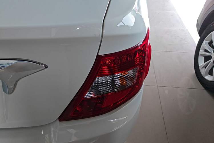 Used BYD F3 2015 Energy-Efficient Model 1.5L Manual Comfort Edition Right Rear Taillight