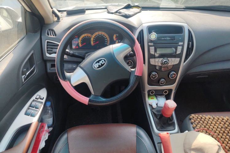 Used BYD F3 2015 Energy-Efficient Model 1.5L Manual Comfort Edition Steering Wheel