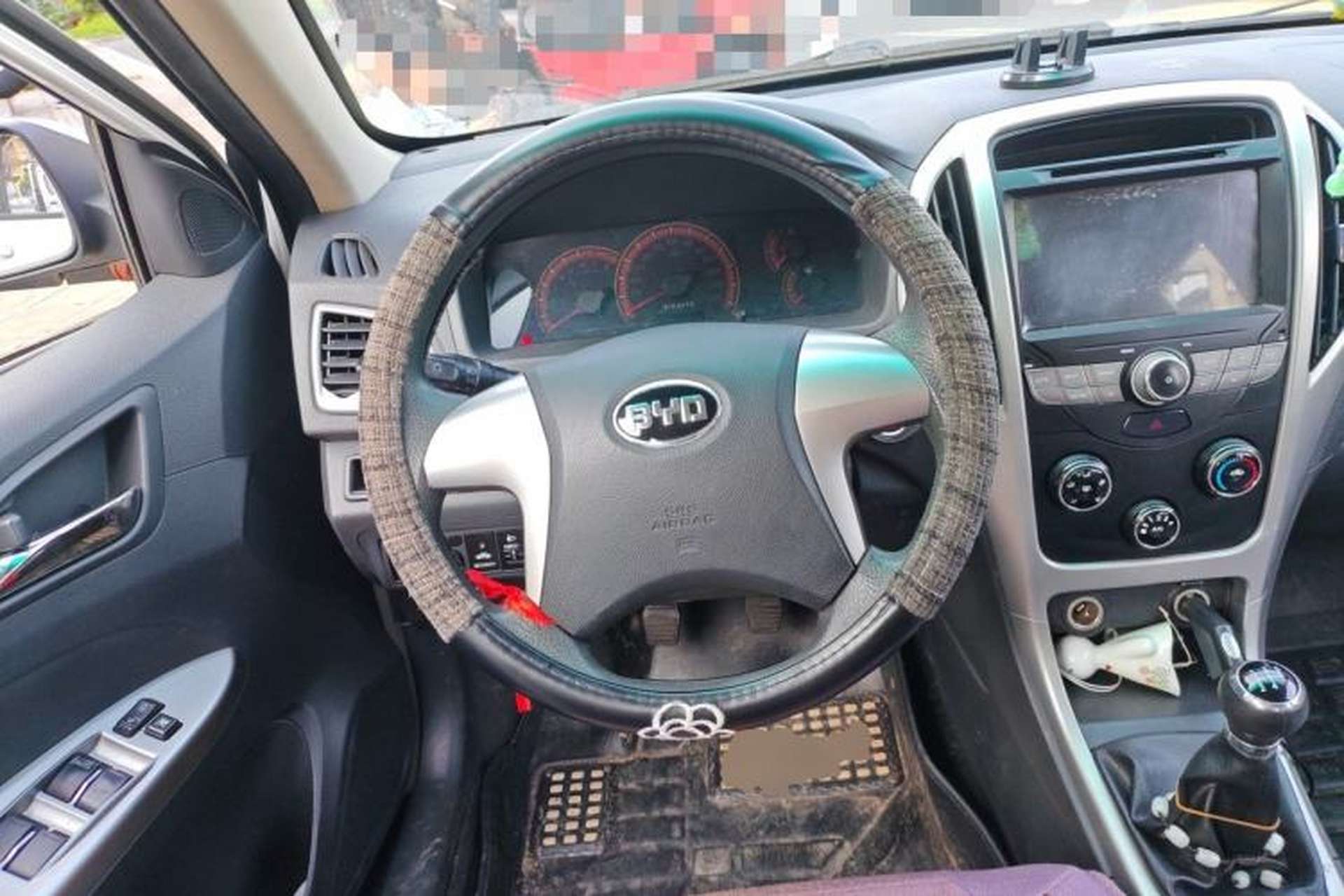 Used BYD F3 2015 Energy-Saving Edition 1.5L Manual Luxury Model Steering Wheel