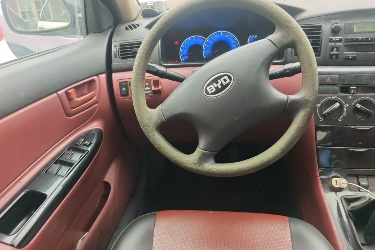 Used BYD F3 2015 Energy-Efficient Model 1.5L Manual Comfort Edition Steering Wheel