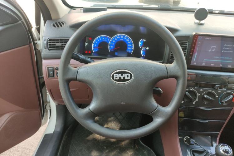 Used BYD F3 2015 Energy-Efficient Model 1.5L Manual Comfort Edition Steering Wheel