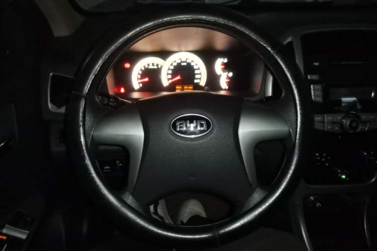 Used BYD F3 2015 Energy-Efficient Model 1.5L Manual Comfort Edition Steering Wheel