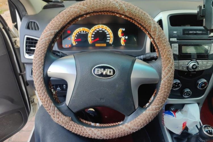 Used BYD F3 2015 Energy-Efficient Model 1.5L Manual Comfort Edition Steering Wheel