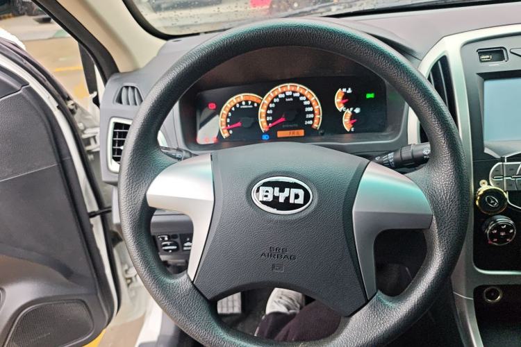 Used BYD F3 2015 Energy-Efficient Model 1.5L Manual Comfort Edition Steering Wheel