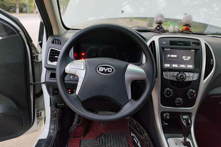 Used BYD F3 2015 Energy-Saving Edition 1.5L Automatic Prestige Model Steering Wheel