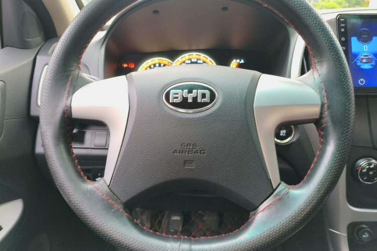Used BYD F3 2015 Energy-Saving Edition 1.5L Manual Luxury Model Steering Wheel