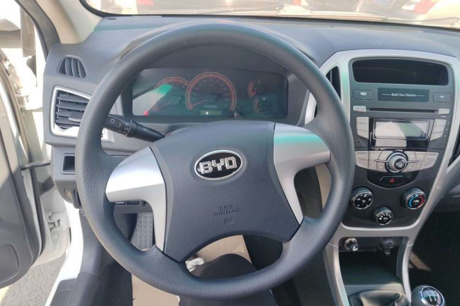 Used BYD F3 2015 Energy-Efficient Model 1.5L Manual Comfort Edition Steering Wheel