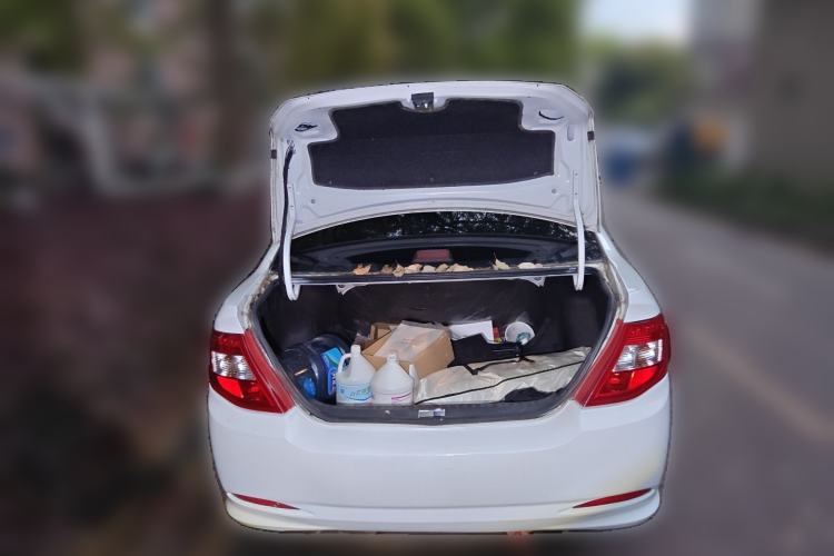 Used BYD F3 2015 Energy-Efficient Model 1.5L Manual Comfort Edition Trunk